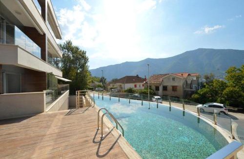 Dobrota Apartment | Neda's Stunning View