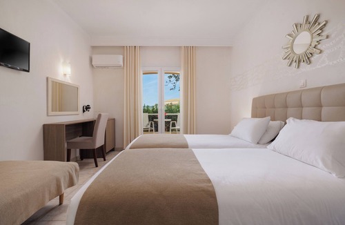 Limni Hotel | Nefeli Hotel