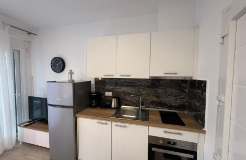 Decentralized Administration of Macedonia and Thrace Apartment | Nefeli's 13,6 Apartment