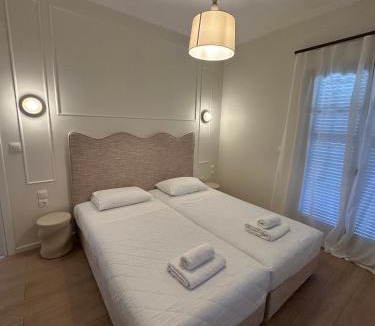 Ipsos Apartment | Neoclassical Residence By Dominoes Corfu