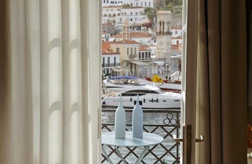 Hydra Apartment | NESEA VIEW Boutique Apartments