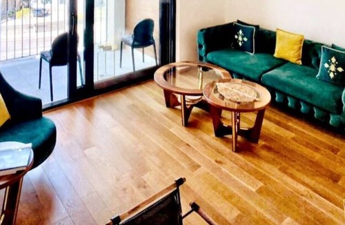 Tomicici Apartment | NEW! Stylish 2 bedroom condo with views of the Bay & Pool