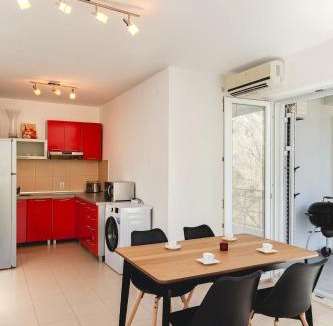 Prcanj Apartment | Newly refurbished 2 bd with sea views