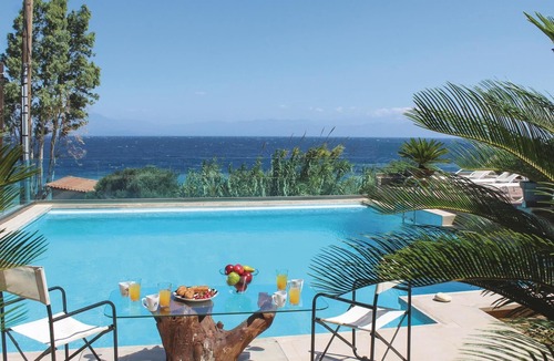 Evrostina House | Nice home in Petalou, Korinthias