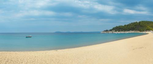 Sithonia Apartment | Nico e Marie Apartments & Maison, 70m to beach, Toroni