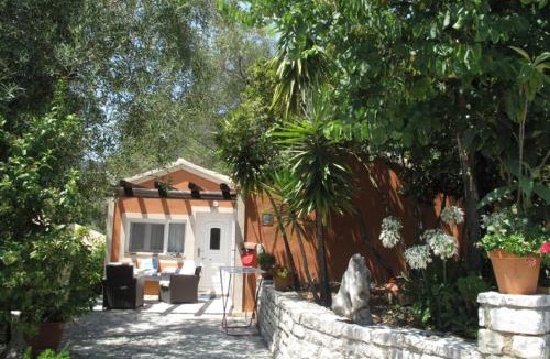 Petaleia House | Nikatsas Cottage No 1