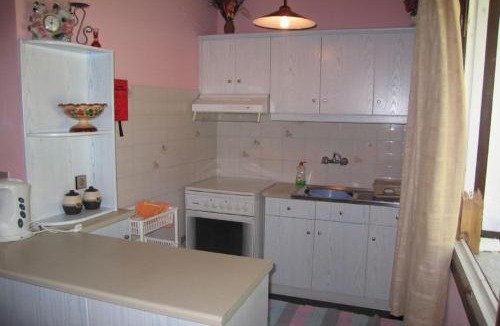 Petaleia House | Nikatsas Cottage No 2