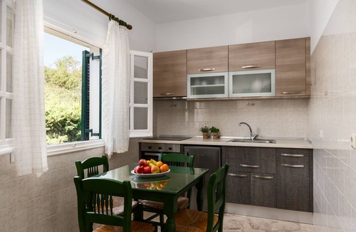 Messonghi Apartment | Nikiforos Apartments by Konnect, Mesongi