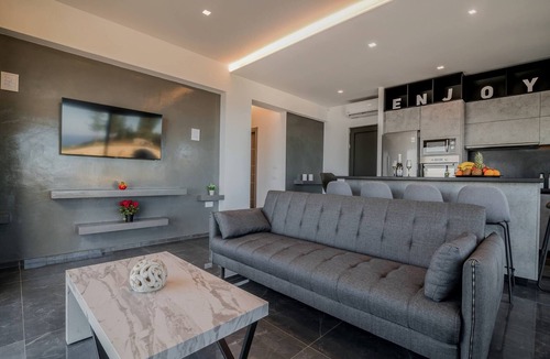 Elation Villa | Nikolakos Villa - pirvate pool