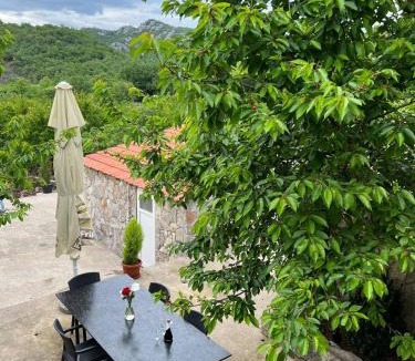 Karuc Apartment | Nina House Charming Apartment, Prevlaka