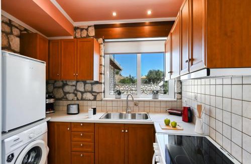 Apolpaina Apartment | Ninemia Homes 1