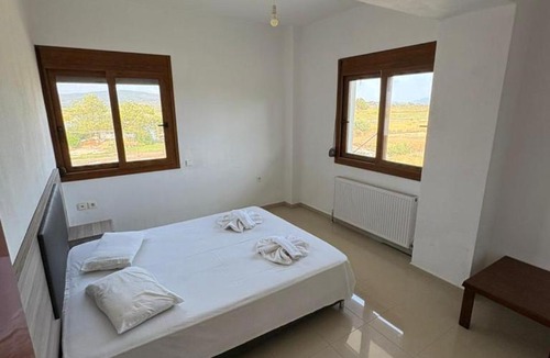 Ormilia House | Nisi House Beachfront Sea View