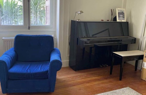 Athens City Centre Apartment | Noble Athenian Manor – Aristocratic Charm by ΜΡS
