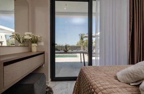 Neromilos Villa | Noka Luxury Seaview Villa