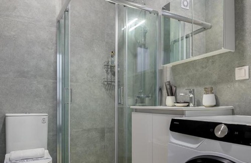 Alexandroupoli Apartment | Noma Suite with Private Parking