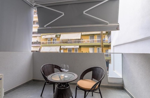 Alexandroupoli Apartment | Noma Suite with Private Parking