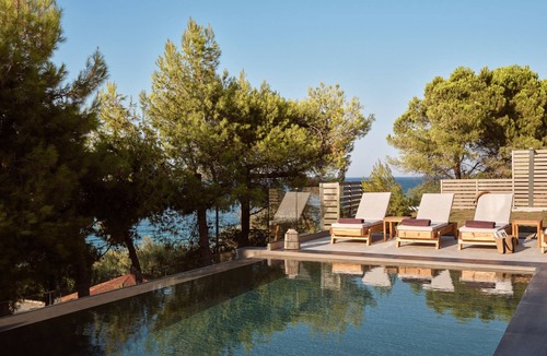 Alikanas Villa | Nomia Villa, with Pool, Gym & Walk to the Beach