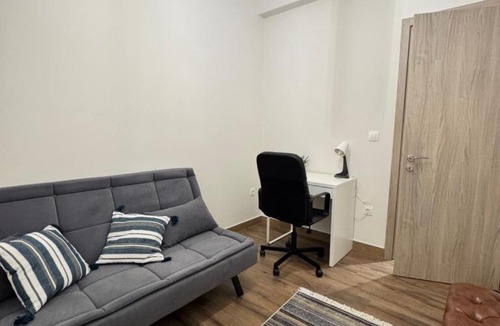 Moschato-Tavros Apartment | Non-Apartment
