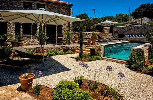 Antipata Villa | North Point 1953, Markandodatta