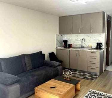 Nea Moudania Apartment | Nostos