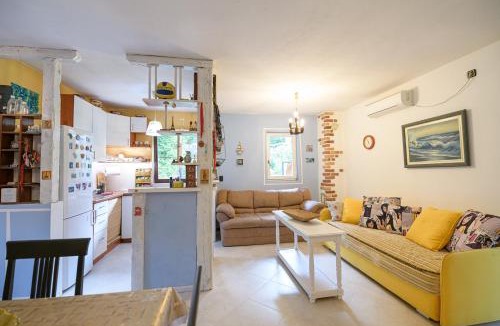 Skaljari Apartment | Nostromo