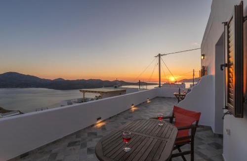 Plaka Apartment | Noula House & Studios