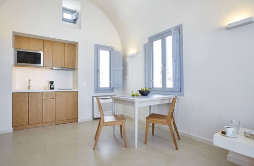Pyrgos House | Nova Luxury Suites