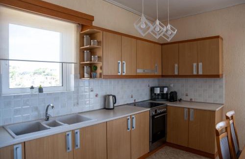 Lavreotiki Apartment | Oasis Sea view suit