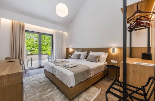 Shkoder County Bed & Breakfast | Odat n`Bogë | Room 3 - Mali by PikHost