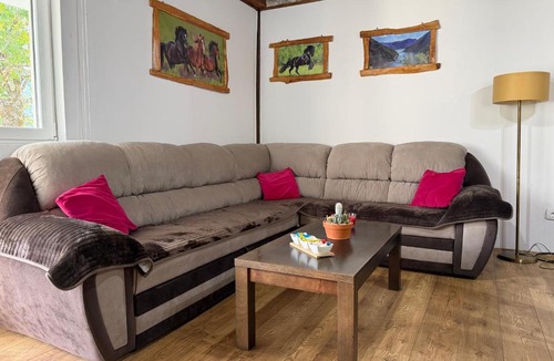 Savnik House | Ognjište Brezna