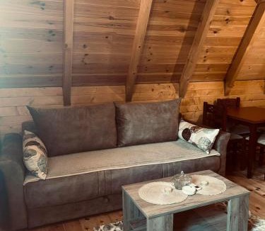 Savnik House | Ognjiste Komarnice