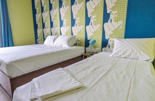 Kamena Vourla Apartment | Okeania Seafront Rooms in Kamena Vourla