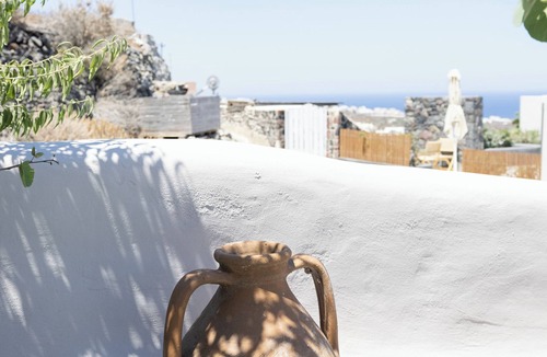 Finikia Apartment | Okeanos Suite 1, Panoramic sea & garden view