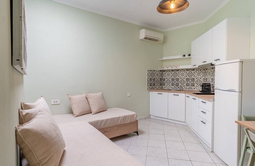 Sivota Apartment | Old Manor Cottage House 5 Apartment with Wi-Fi and Air Conditioning