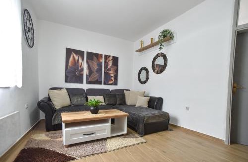 Old Town Apartment | Old Town Royal Residence