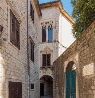 Kotor Old Town Apartment | Old Town St Tryphon Apartment