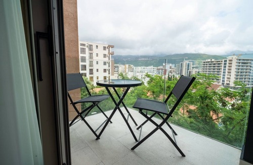Budva Apartment | Olea Room with balcony