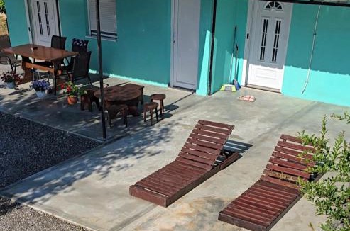 Tuzi Municipality Apartment | Olive Grove Retreat Podgorica