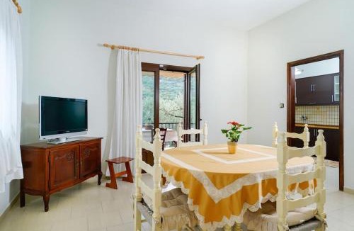 Skala Rachoniou House | Olive's House