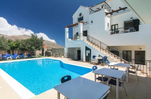 Kissamos Apartment | Olive Tree