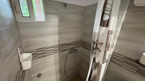 Agia Triada Apartment | Olivia Studios - Melina's home near the sea
