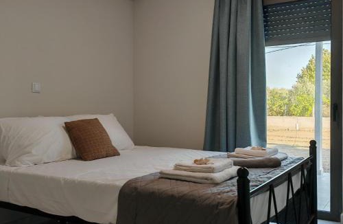 Pyrgos House | Olympic Flame Suites