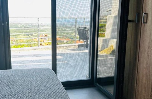 Skotina Apartment | Olympus Pearl