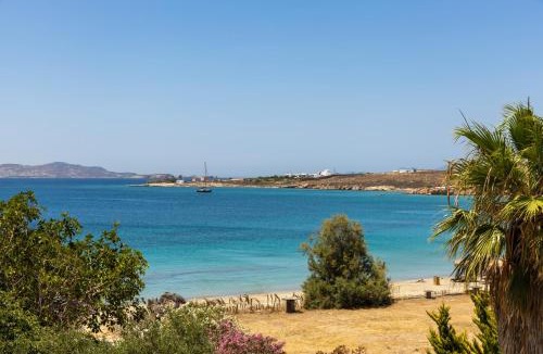 Krotiri Hotel | Omilos Beachfront House