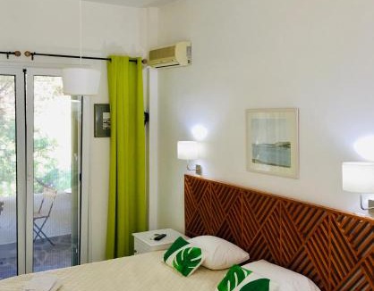 Pisses House | Onar studios & residences