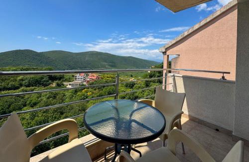 Prijevor Apartment | One-bedroom Apart, with panoramic view, Prijevor