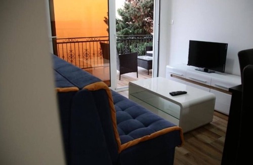 Dobra Voda Apartment | One bedroom apartment with pool & sea view