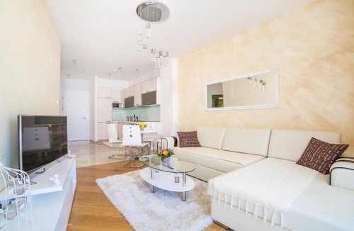 Budva Apartment | One Bedroom Apartment with Balcony