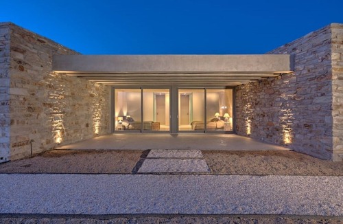 Milopotas Villa | One Br Private Honeymoon Peaceful Mylo Villa w/Living room Close to Mylopotas