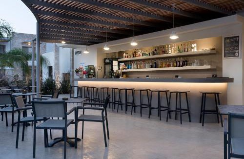 Tingaki Hotel | ONEIRO Boutique Hotel